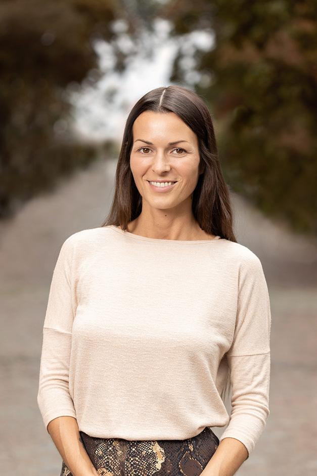 Portrait Katharina Treder Heilpraktikerin für Psychotherapie in Kreuzberg und online